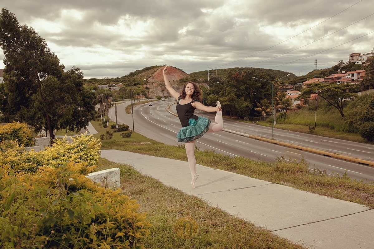 fotografias de quinceanera bailarina en parque el cardenalito de barquisimeto